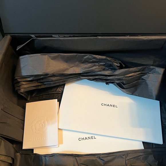 SOLD OFF POSHMARK 
Chanel Jumbo Double Flap Bag Gold Hardware - Picture 9 of 16